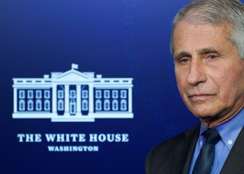 Fauci alerta de que los hospitales de EE. UU. se llenarán otra vez por ómicron