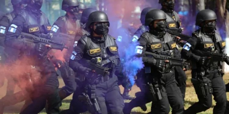 Continúan capacitaciones de las Fuerzas Especiales de la Policía