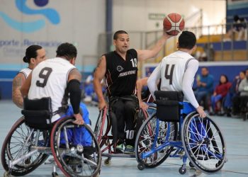 Personas con discapacidad participan en certamen de balonmano en el parque y centro deportivo Érick Barrondo.