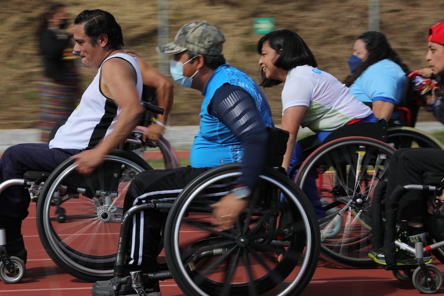 Personas con discapacidad participan en certamen de atletismo en el parque y centro deportivo Érick Barrondo.