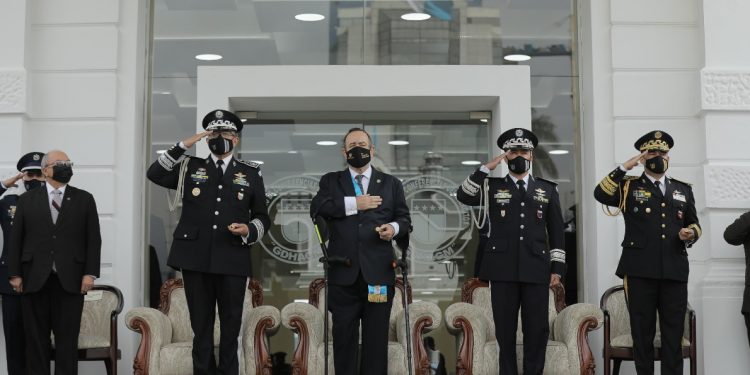 El mandatario durante el acto protocolario en el Mindef.