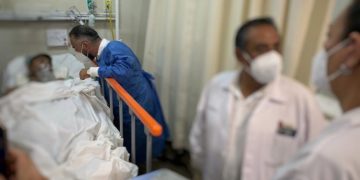 El personal consular atiende a migrantes tras accidente