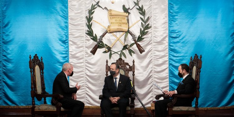 Embajadores presentaron cartas credenciales.