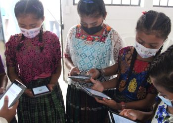 Este año se entregaron 2 mil 790 kits de tecnología en el aula, en mil 896 escuelas a nivel nacional.