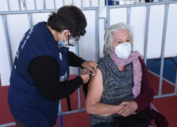 MSPAS ha aplicado más de mil 100 dosis de refuerzo contra COVID-19