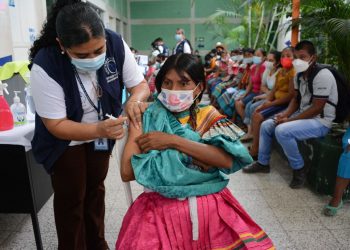 Implementan acciones para brindar servicios de salud con pertinencia cultural