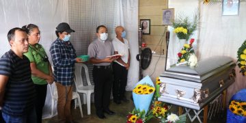 Féretro de Leonel Estuardo Gómez Zepeda, fue velado por familiares y amigos en Malacatán, Foto Whitmer Barrera: