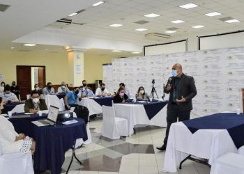 La capacitación la impartieron expertos del Ministerio de Finanzas, en la sede central de la CGC.