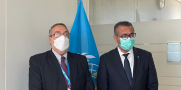 Ministro de Salud se reúne en Suiza con el direcctor general de la OMS.