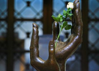 Monumento de la paz, Palacio Nacional de la Cultura.