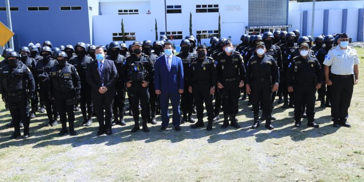 Se gradúan 62 agentes en investigación criminal en casos de plagio o secuestro