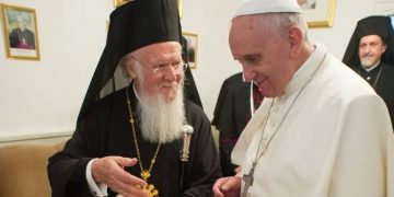 Papa pide a ortodoxos abandonar diferencias y trabajar en favor de caridad