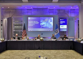 Presidente destaca buen clima de inversiones en Guatemala