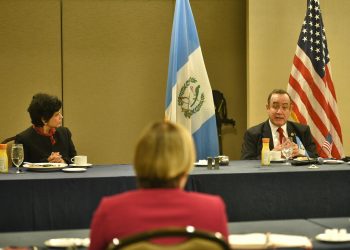 Reunión con la vicepresidenta del Banco Interamericano de Desarrollo (BID), Reina Mejía.