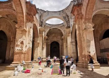 En qué consiste el producto turístico Ruinas de la Catedral Antigua Guatemala
