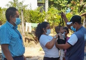 Salud da seguimiento a casos de desnutrición en Masagua