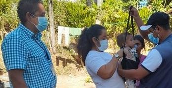 Salud da seguimiento a casos de desnutrición en Masagua