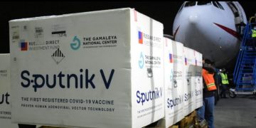 Guatemala espera la próxima llegada de más de 3 millones de dosis de la vacuna Sputnik V.