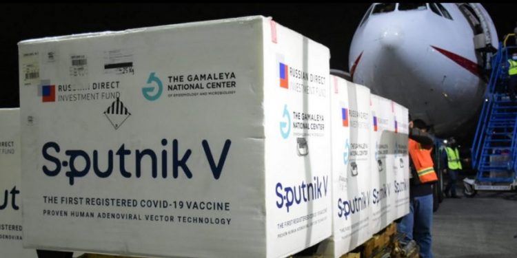 Guatemala espera la próxima llegada de más de 3 millones de dosis de la vacuna Sputnik V.
