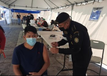 Hacen llamado a la población a vacunarse este fin de semana