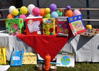 Presentan portafolios de alumnos de preprimaria y primaria en Escuintla