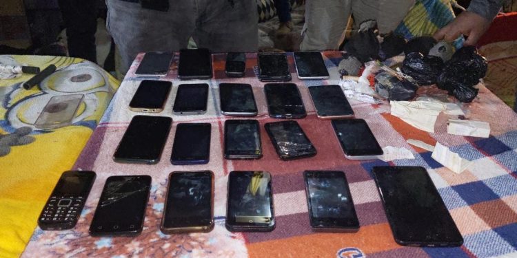 Requisa en cárcel de Jalapa deja decomiso de drogas y celulares