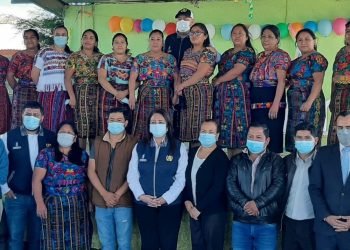 Mineduc supervisa remozamiento de escuelas en Chimaltenango