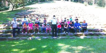 Llevan a 50 jóvenes de excursión en Retalhuleu