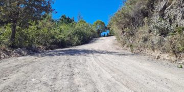 Inversión en San Miguel Acatán permitirá mejorar vía de acceso