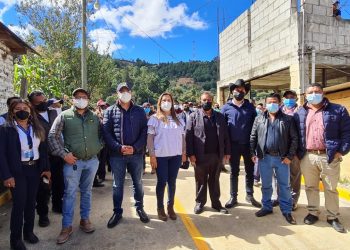 Inauguran proyecto de mejoramiento de vía en Huehuetenango