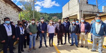 Inauguran proyecto de mejoramiento de vía en Huehuetenango