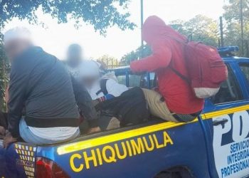 PNC intercepta a migrantes en Chiquimula