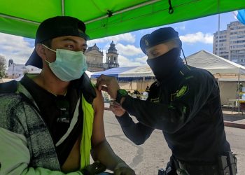 PNC ha inmunizado contra COVID-19 a unas 199 mil 880 personas