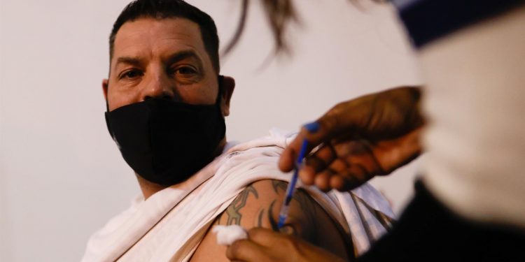 Argentina instaurará pase sanitario para actividades de riesgo epidemiológico