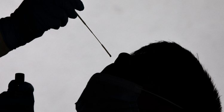 Canadá ya está sufriendo transmisión comunitaria de la variante ómicron