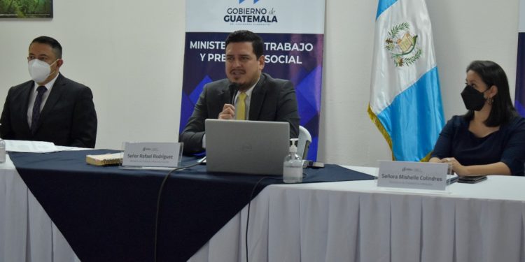 Ministerio de Trabajo explica cómo se conformarán nuevas comisiones paritarias