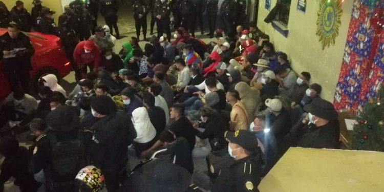 Operativos por ley seca dejan a 151 personas detenidas