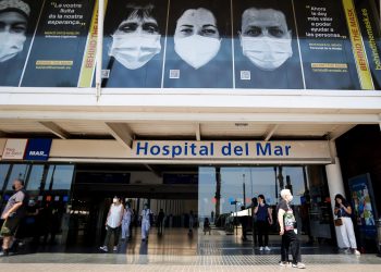 España entra en riesgo muy alto con otros 33 mil contagios de coronavirus