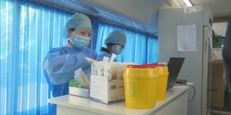 China suma 102 nuevos casos de covid, 37 de ellos por contagio local