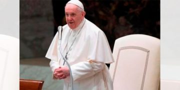 Papa pide no dejar solos a los abuelos, con la atención que requiere la pandemia