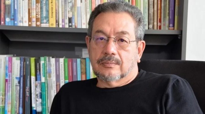 MCD reconoce la trayectoria y aportes literarios de Rafael Cuevas Molina