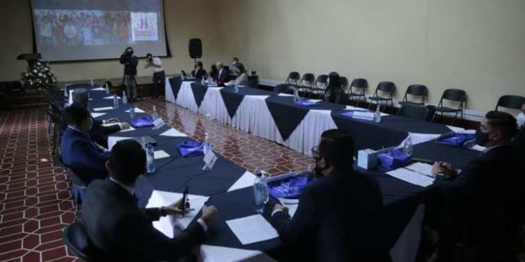 Presentan avances de la Comisión Nacional de Prevención de la Violencia y el Delito