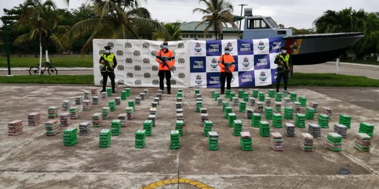 Fuerzas de seguridad de Colombia incautan más de tonelada y media de cocaína