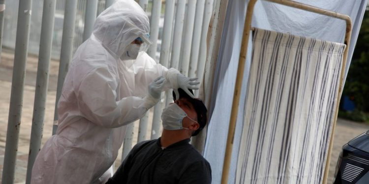 España detecta los primeros casos de flurona, no más graves que el covid