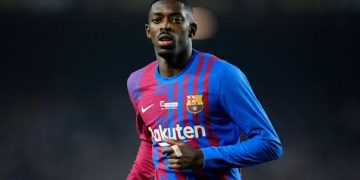 Barcelona pide a Dembélé “salir lo antes posible” del club