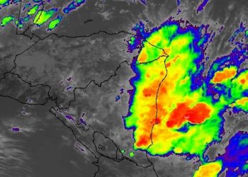 El frente frío que afecta el área del norte de Centroamérica podría causar lluvias y vientos en 5 departamentos de Honduras.