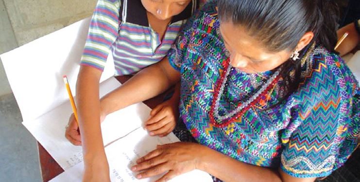 Gobierno apoya a 131 mil 799 personas en procesos de alfabetización