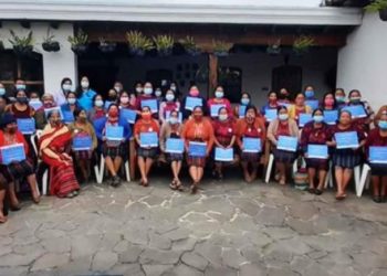 Comadronas de Quiché participan en actividades en las que se compartieron experiencias y conocimientos sobre lactancia materna.