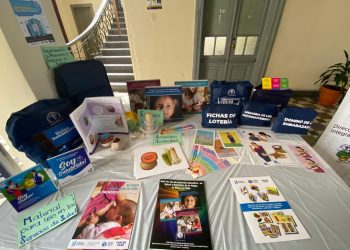 Parte del equipo y material educativo que el proyecto Crecer Sano entrega en puestos de Salud de 7 departamentos.