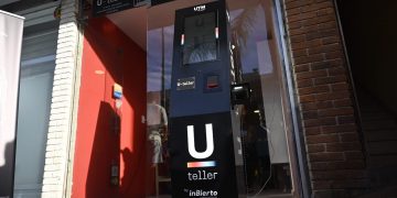 Más de mil transacciones en estreno de cajero para criptomonedas en Uruguay